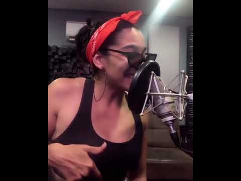 Heidy Brown - No Lo Vendo Version Femenina