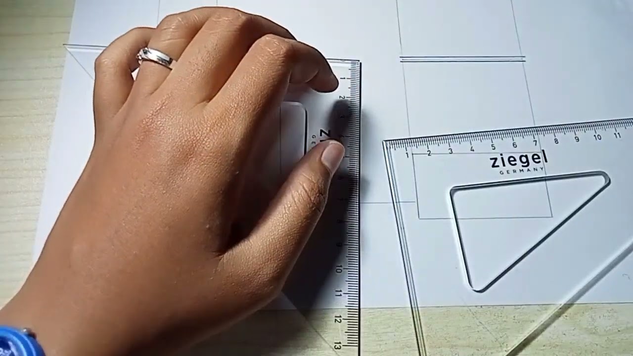 DKBTPT MENGGAMBAR DENAH RUMAH DENGAN MANUAL