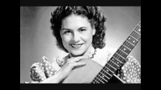 Early Kitty Wells - **TRIBUTE** - Make Up Your Mind (1950).