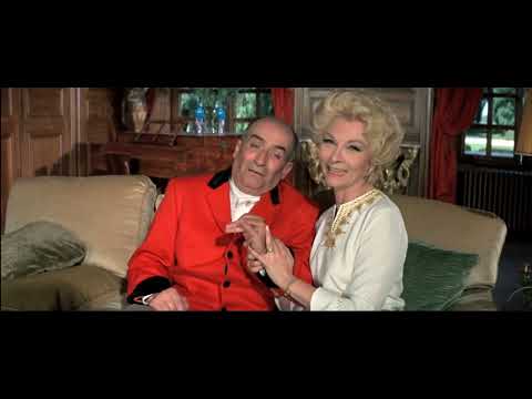 Le Gendarme en balade (1970) - Visite du curé