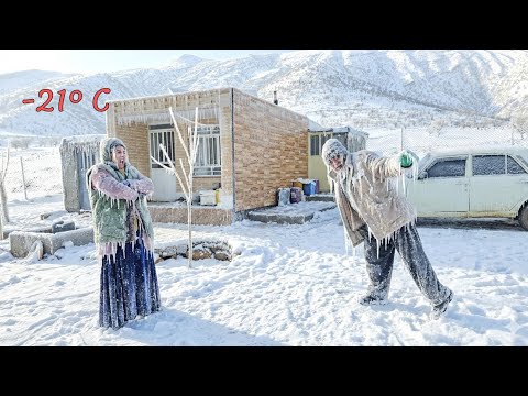 Surviving the Freeze: What's Life Like for a Couple in -21°C? - Resilience