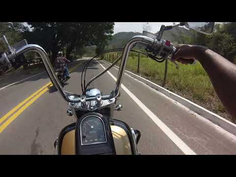 Intruder 1500 e Harley 883