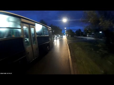 Busz szépen előz - Bus nice overtake