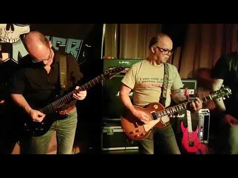 Heisenberg - For Whom The Bell Tolls - Cafe de Kiosk, Loon op Zand  - 25-11-2017
