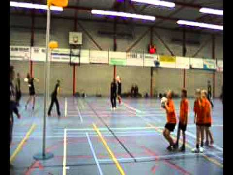 20 Nov.2010  Madjoe D3 loopt op met Madjoe 1