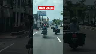 Download lagu Naik vespa keliling kota mp3 Download lagu Naik vespa keliling kota mp3
