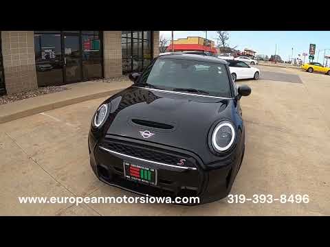 2022 MINI HARDTOP 2 DOOR COOPER S One Owner, Clean Carfax!