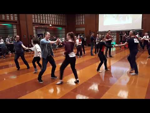 Jennifer Ritzen & Joshua Schubert - Warsaw halloween swing 2019. Advanced prelims