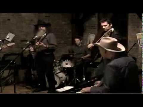 David P Smith & The Golden Country Clan - Fly Trouble