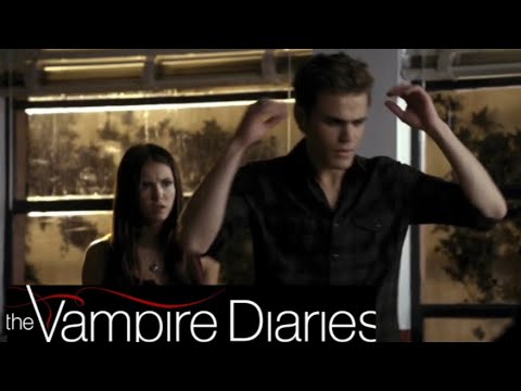 TVD 2x2 - Damon tells Stefan & Elena that Caroline is a Vampire