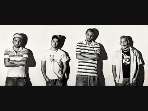 Numeri2 feat. Vacca - Occhio alla bomba