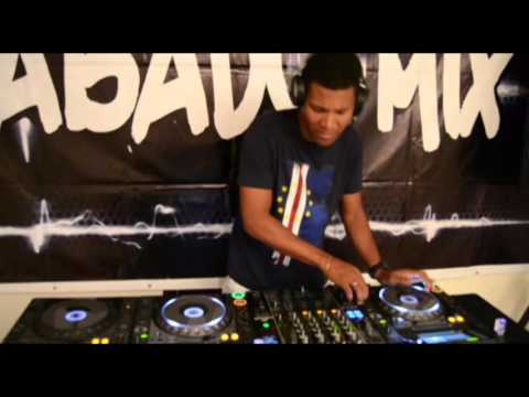 Dj Hery Performing Sabado Mix-Kizomba. Angola-Cabinda