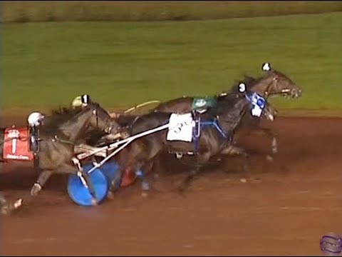 Lily Stride & Tim Tetrick/Mark Harder wins Breeders Crown 3 y o fillies in 1.53,2 at Pocono Downs