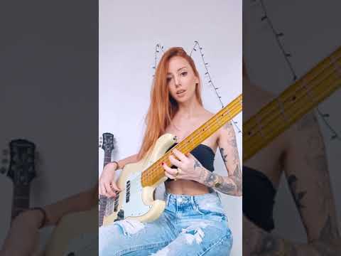 Vida Loka parte 2 - Racionais MC's (cover baixo Roberta Louise)