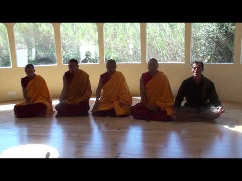 Overtone Singing & Deep Voice Chant with Tibetan Monks