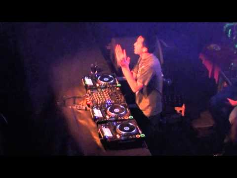 Jump Jump Dance Dance - 2.0 (Laidback Luke remix)