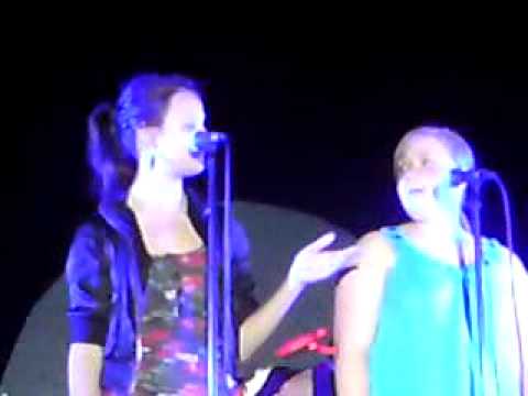 Alexandra Byrö och Elin Blom - How could this happen to me