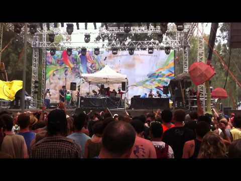 Indigo Festival 2012, Captain Hook LIVE intro