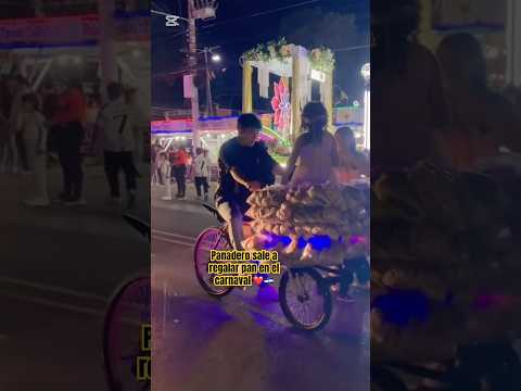 Panadero en san Miguel sale a desfilar ❤️🇸🇻#elsalvador  #carnal #sanmiguel  #shorts
