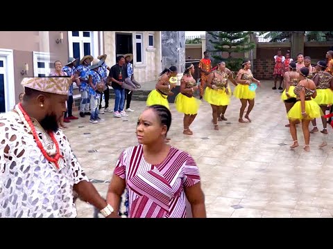 Among All D Beautiful Maidens Dat Came 4 Competition D King Chose D Poor Village Orphan 2b His Bride