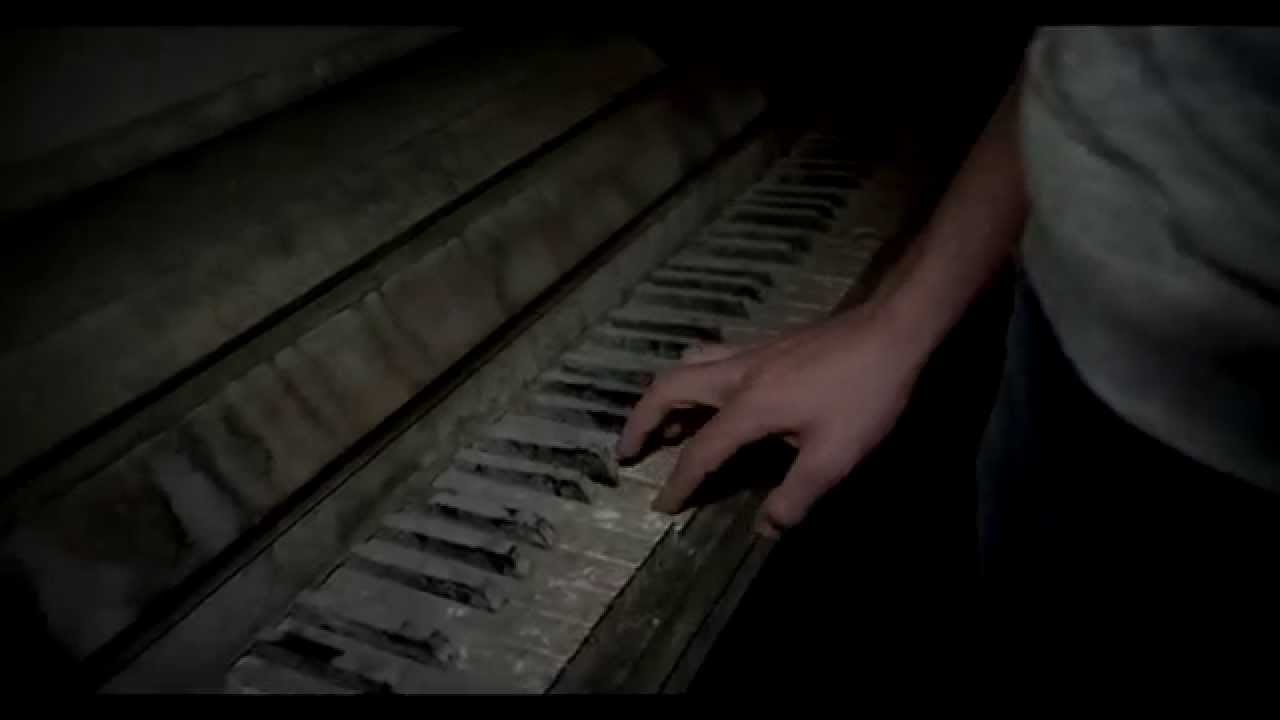 Miniature de la vidéo Catacombes / Extrait 2 VF « George trouve un piano familier » [Au cinéma le 20 août] du film Catacombes