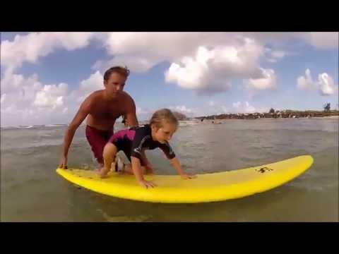 Ilaria's second time surfing