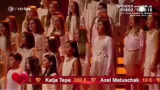 Benny Anderson (ABBA) feat. Blue Voice Children's Choir - Happy New Year