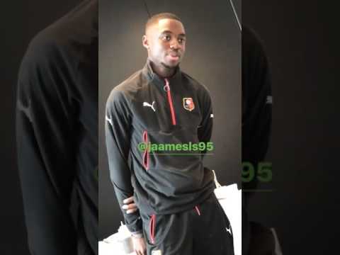 [BIZUTAGE EN CHANSON] JAMES LEA-SILIKI | STADE-RENNAIS