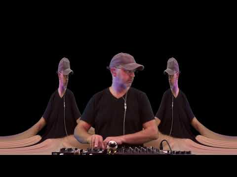 The weekly underground music show "Looking for the Perfect Beat 202132".