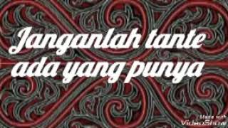 Download lagu Burung Pribadi   Trio Sapala Ipe Lirik mp3