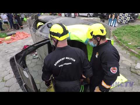 Resgate em acidente de trânsito