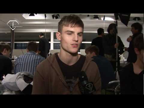 fashiontv | FTV.com - MILAN MAN F/W 2009-10- GIANFRANCO FERRE - BACKSTAGE