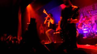 More Than A Thousand - It&#39;s The Blood, There&#39;s Something In The Blood [Capricho Setubalense]