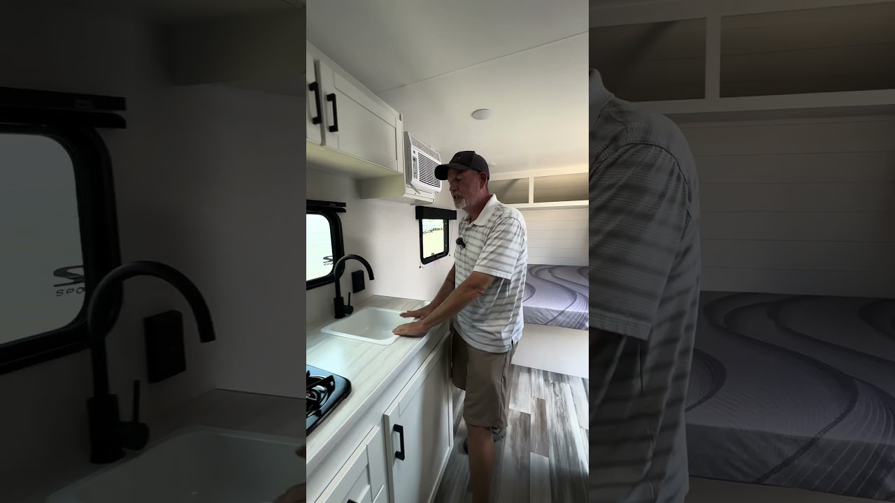 Take home this Jayco 170FQW for only $143/month. Priced at $14,975 #rvtour #traveltrailer #jayco #rv