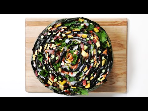 ド迫力!!60人前の超巨大巻き寿司