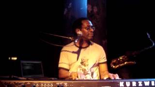 Brian Jackson / It's your world / live in Paris, February 2007