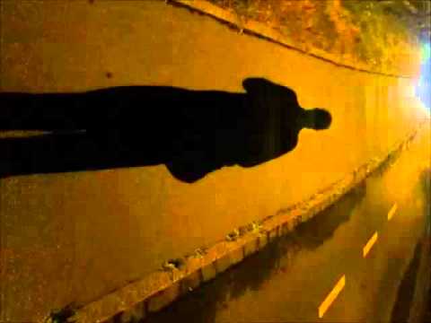 Kutti MC - Är steit am Fänschter