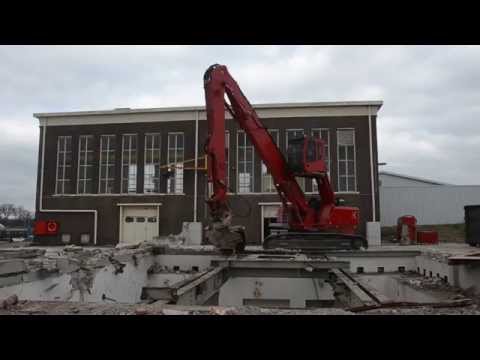 Sennebogen 830E R-HDD Demolition - Koole Contractors B.V.