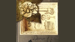 Music video thumbnail preview for Rêve À Moi by Pine Leaf Boys