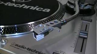 Video thumbnail for Audio-Technica AT-LP120 USB turntable review & test by VWestlife