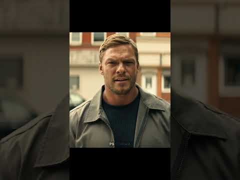 Jack Saves A Family🥶 // #reacher #shorts