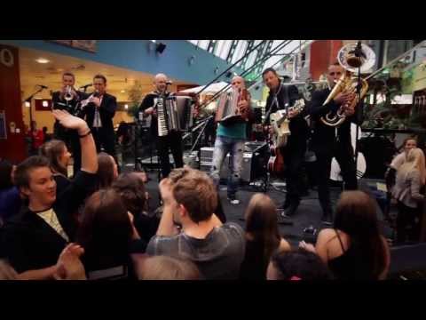 ANSAMBEL PETKA & ZORAN ZORKO - GIVE ME FIVE (Official video)