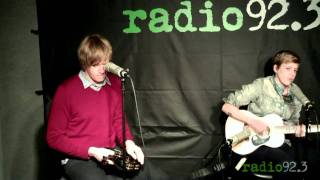 An Horse - Dressed Sharply (live in the Radio 92.3 studio)