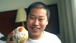 黒ナダチャンネル 隔離中に全力でハンバーガー食べてみた🍔