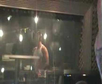 YALLA FAMILY STREETLIGHT MUSIC SESSION