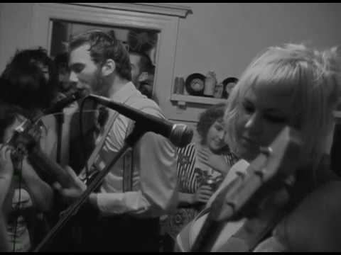 Shannon & the Clams - "You Can Come Over"