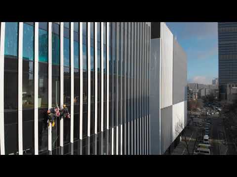 Skanska testing cutting-edge perovskite solar panel on the Spark office building