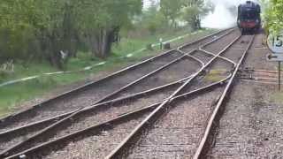 preview picture of video 'Black Fives 44871 and 45407 passing Thornton (Fife) on 10 May 2014'