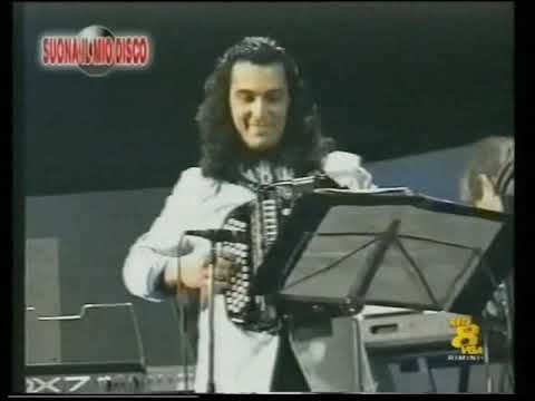 FOGLIE AL VENTO-- orchestra MASSIMO BUDRIESI