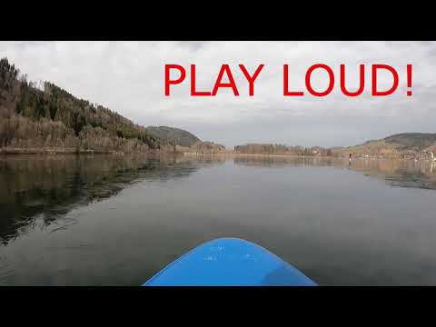 the sound of cracking ice - PLAY LOUD. Paddling with the SUP through an icy Schliersee: Icebreaker